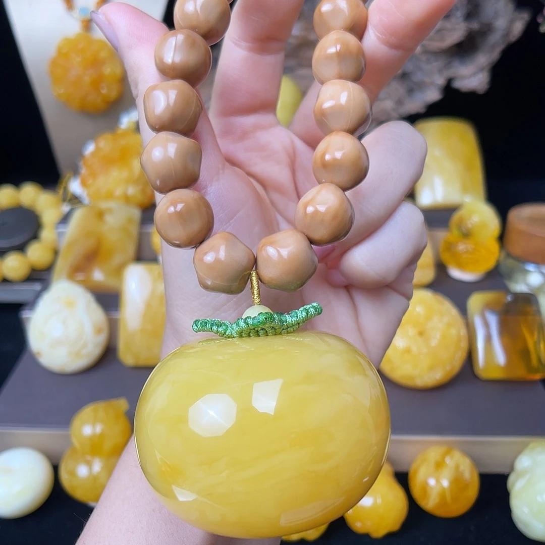 琥珀未镶嵌珠宝奇石
