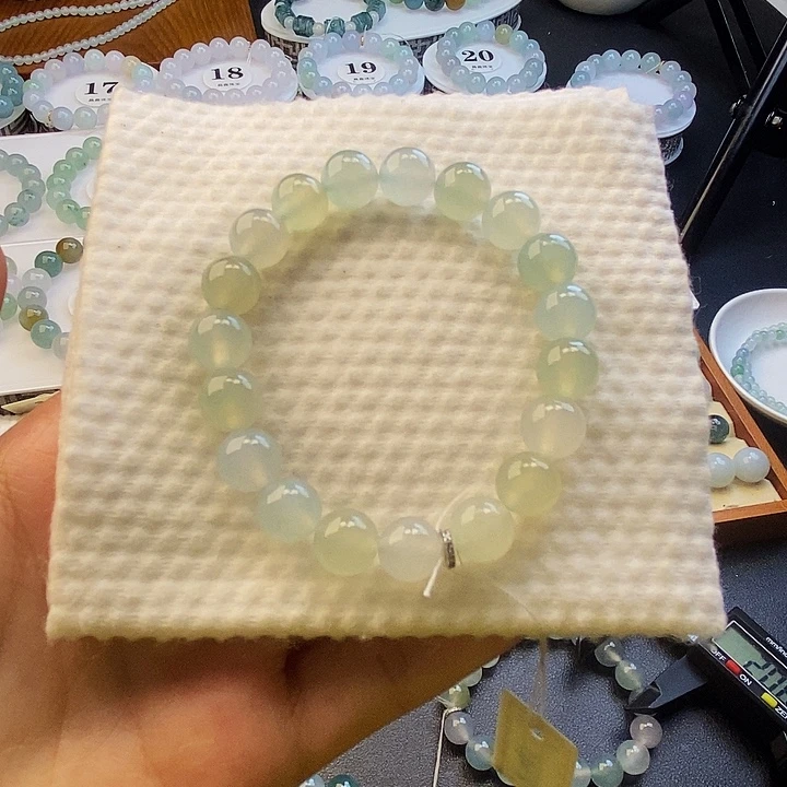 定制翡翠未镶嵌翡翠卡10