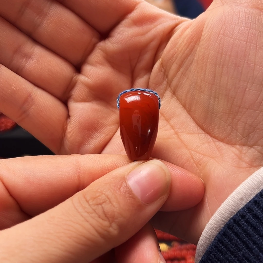 南红玛瑙未镶嵌珠宝奇石