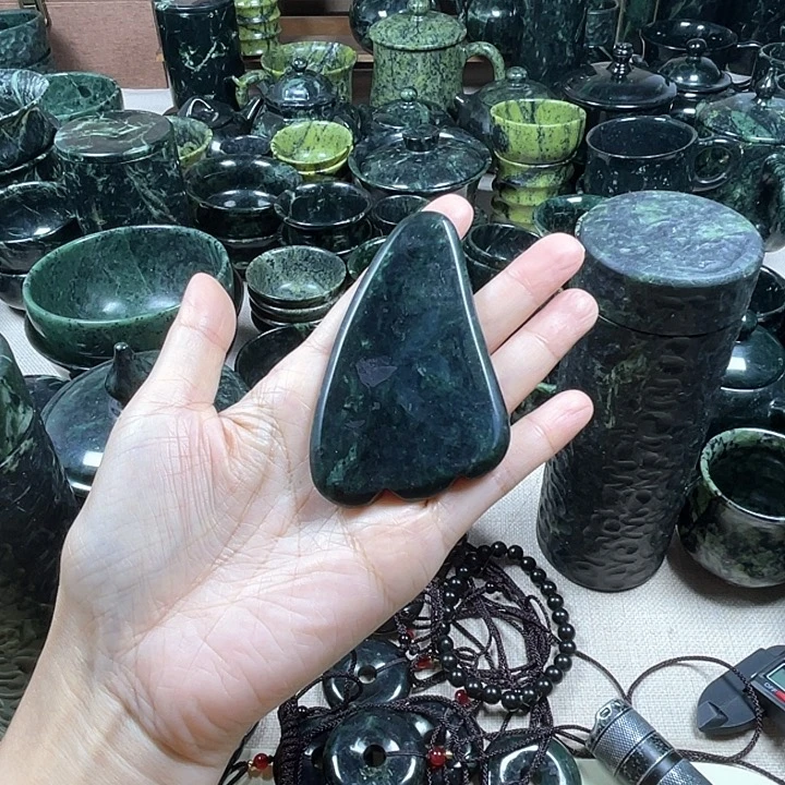 蛇纹石玉未镶嵌天然藏石刮痧板