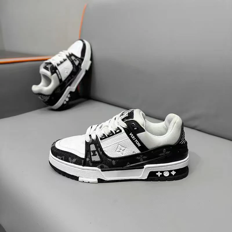 2025年情侣通用时尚舒适百搭板鞋耐磨百搭复古春夏季休闲小白鞋