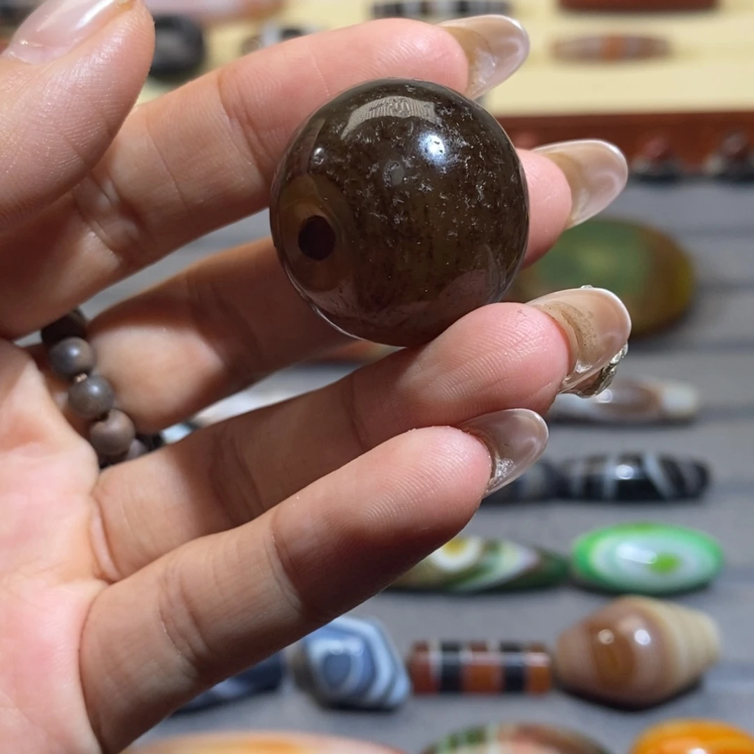 玛瑙/玉髓颈饰未镶嵌激**进