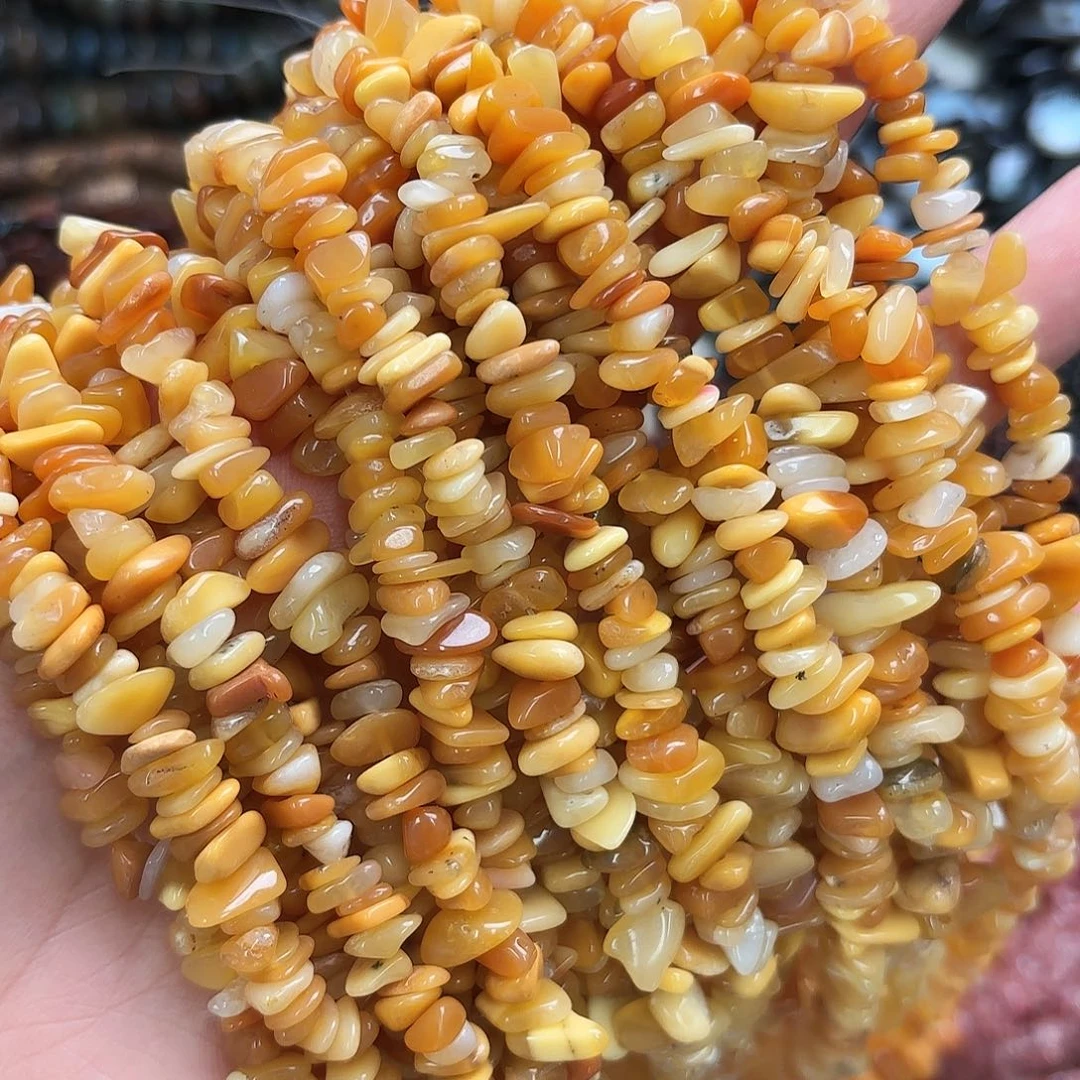 未镶嵌玛瑙/玉髓珠宝半成品5-8缅黄玉碎石一条长75-80