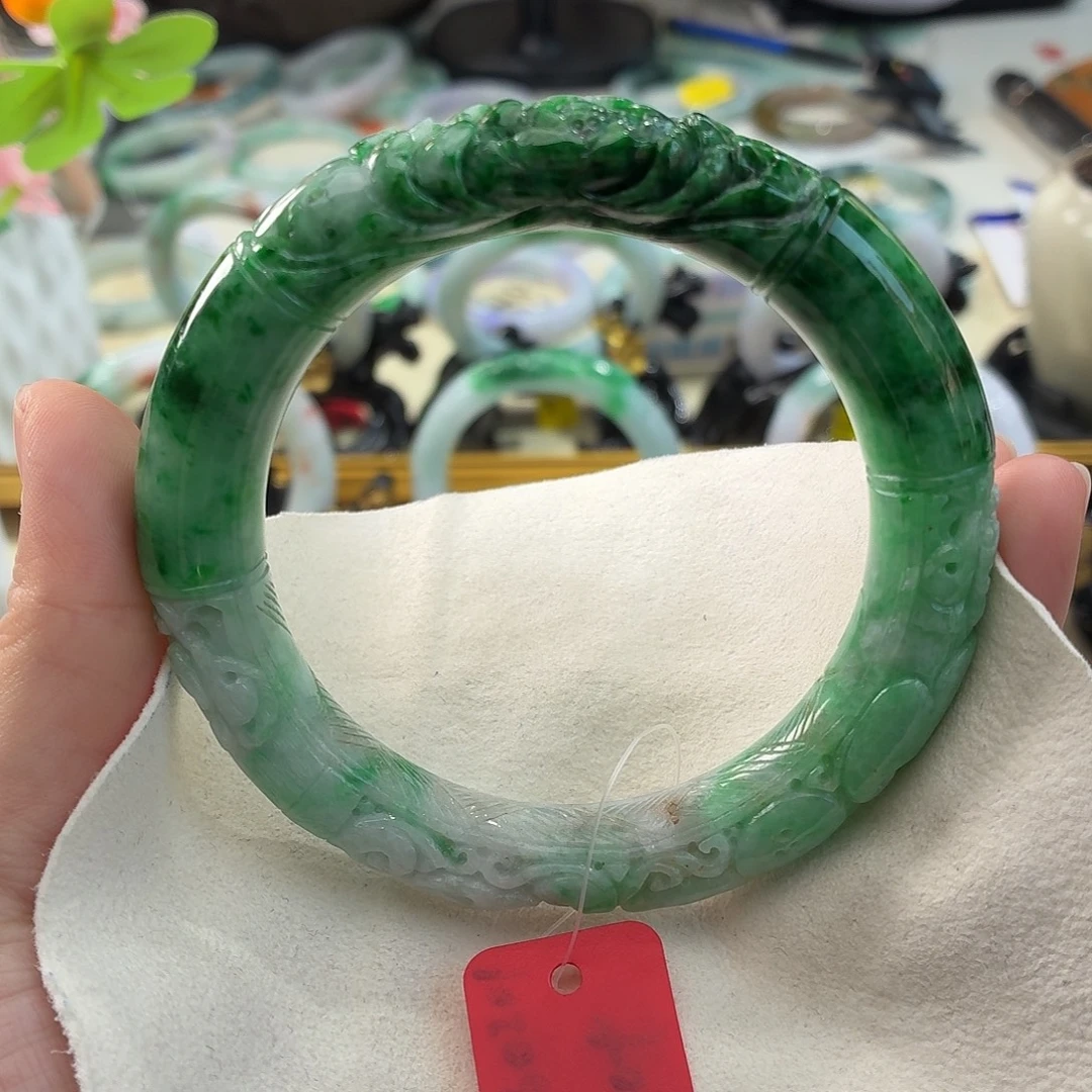 翡翠未镶嵌手镯翡翠