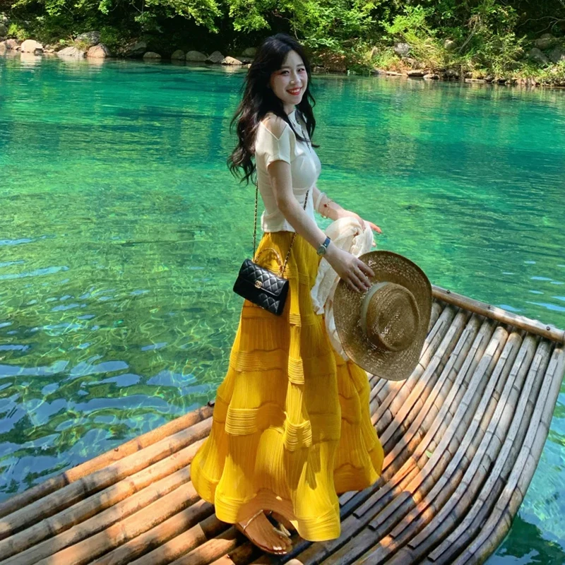 夏季温柔气质露肩显瘦短袖上衣女小众中长款百褶半身裙两件套