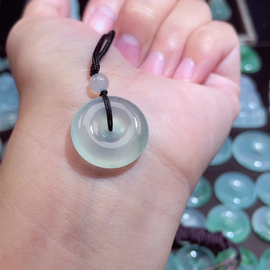 颈饰未镶嵌翡翠扣子