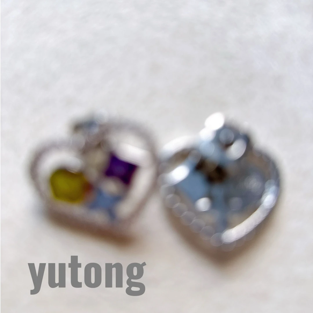 铜合金锆石耳饰 【雨桐轻奢饰品】设计款耳环YT03686