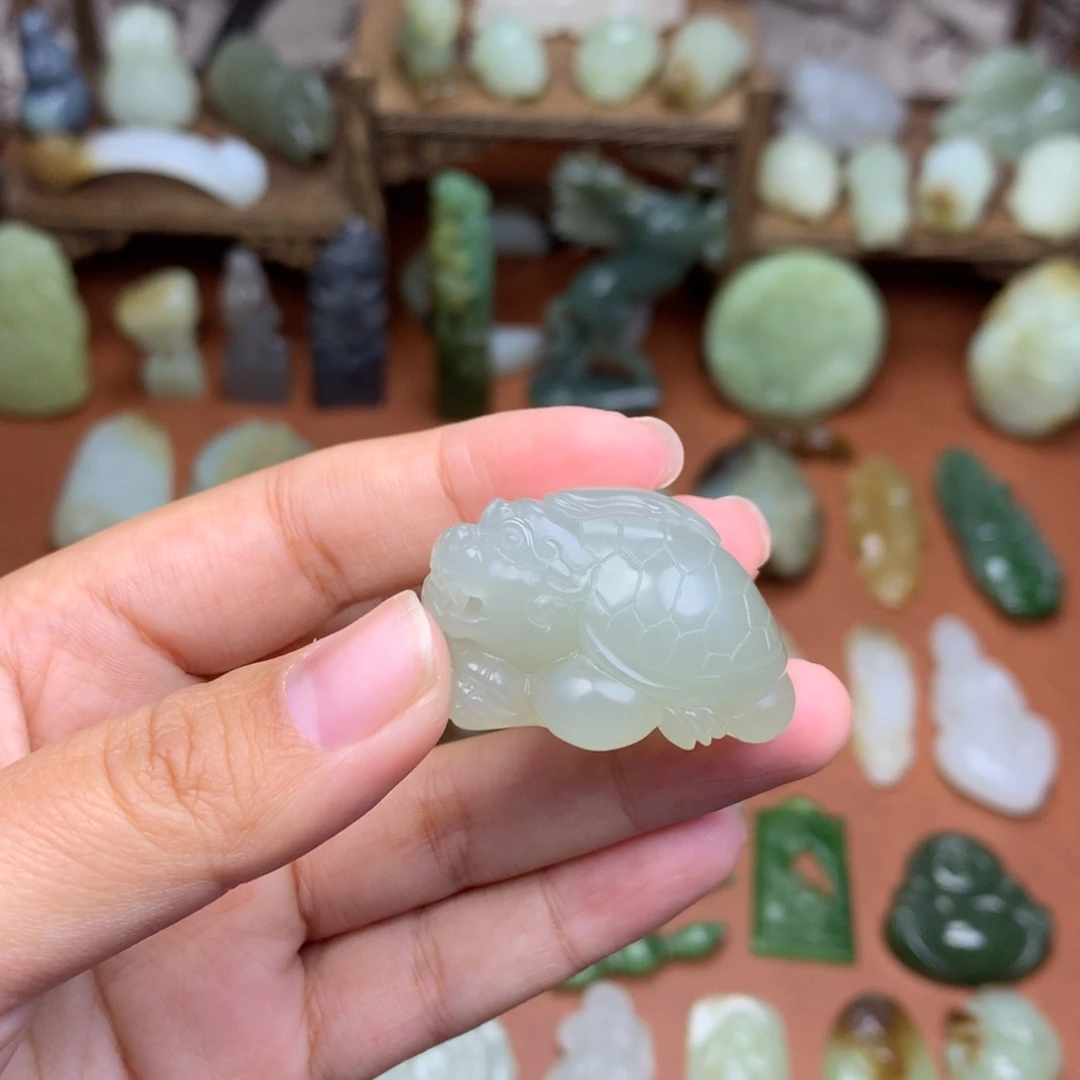 和田玉未镶嵌挂件