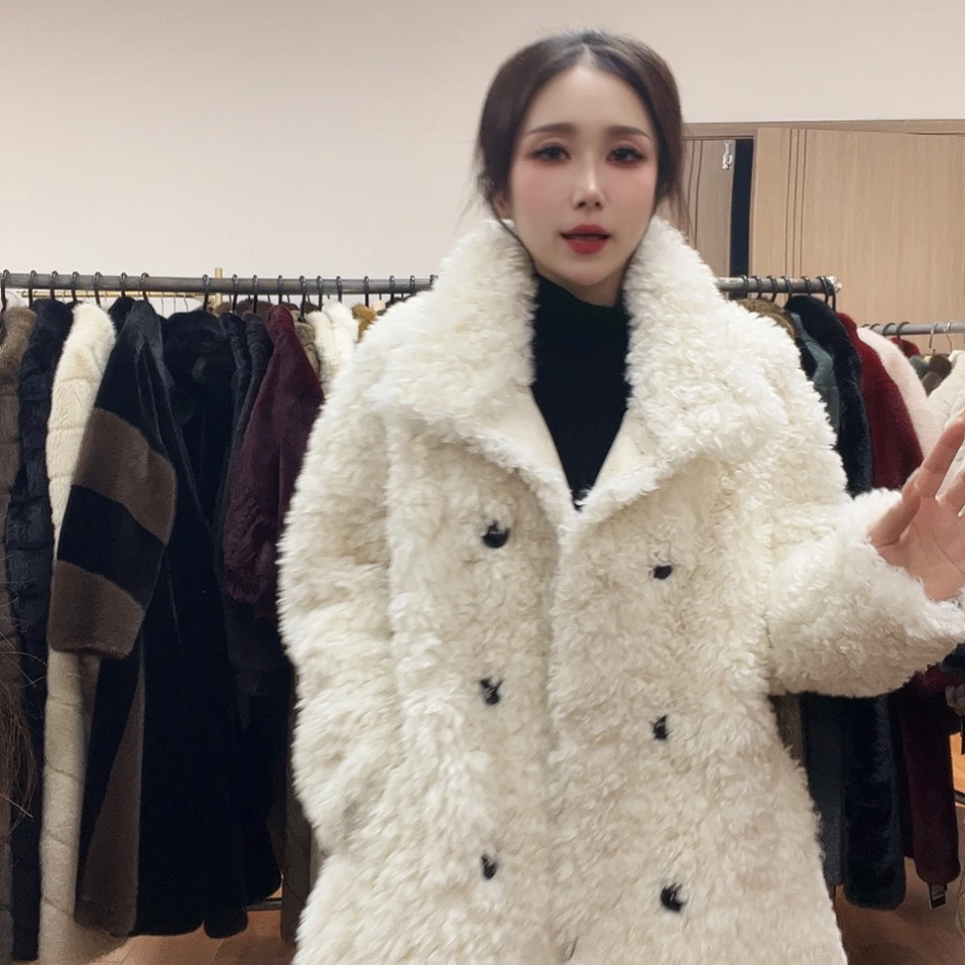 09号皮毛一体外套