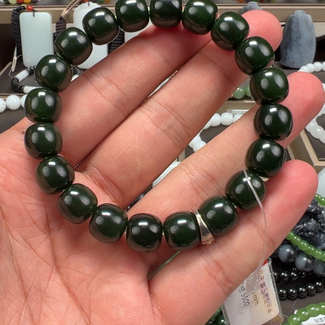 未镶嵌手链和田玉卡11mm