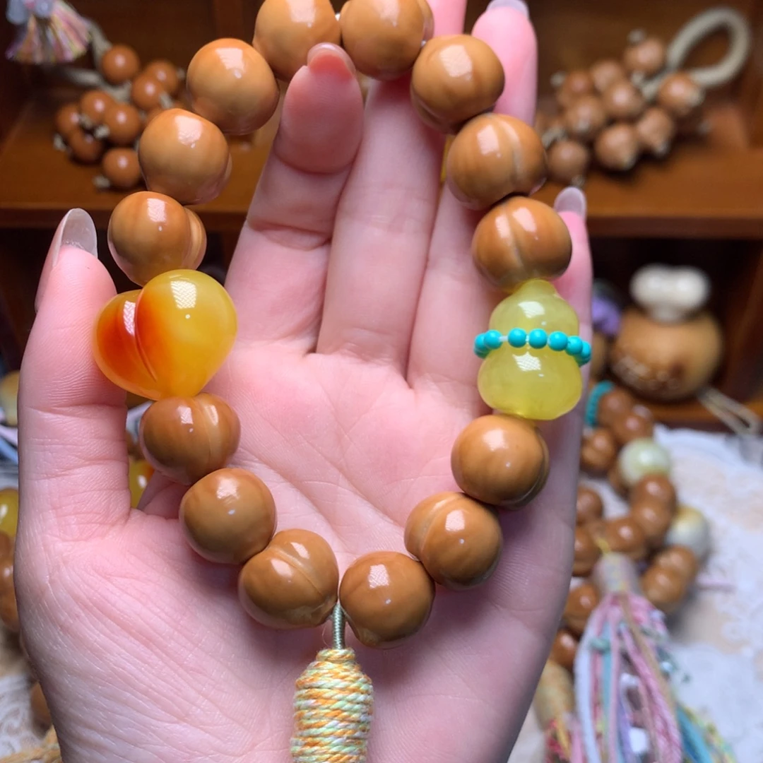 吊坠猴头核桃新款屁桃手持定制