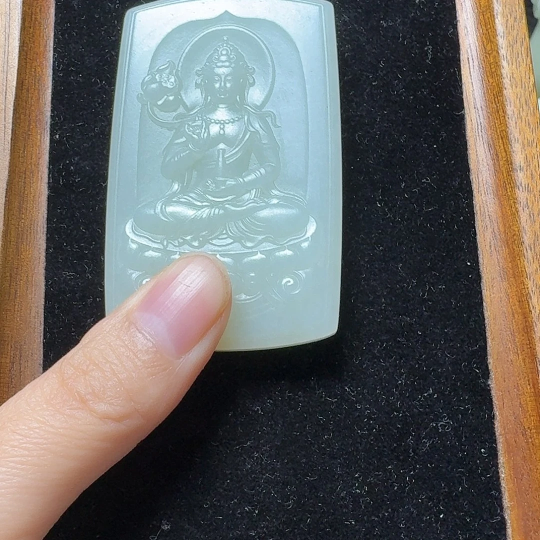 秋***0新号开播 挂件一件