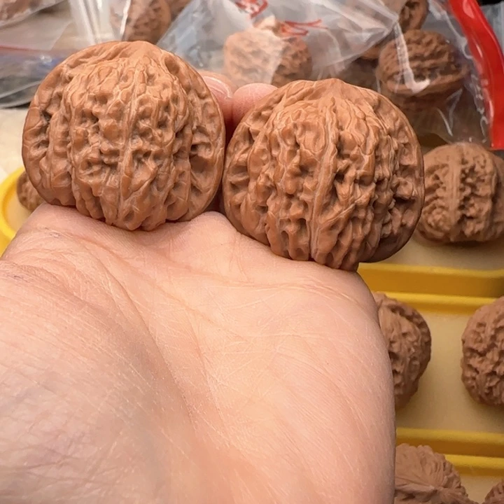 文玩核桃吊坠一****)汉高山38