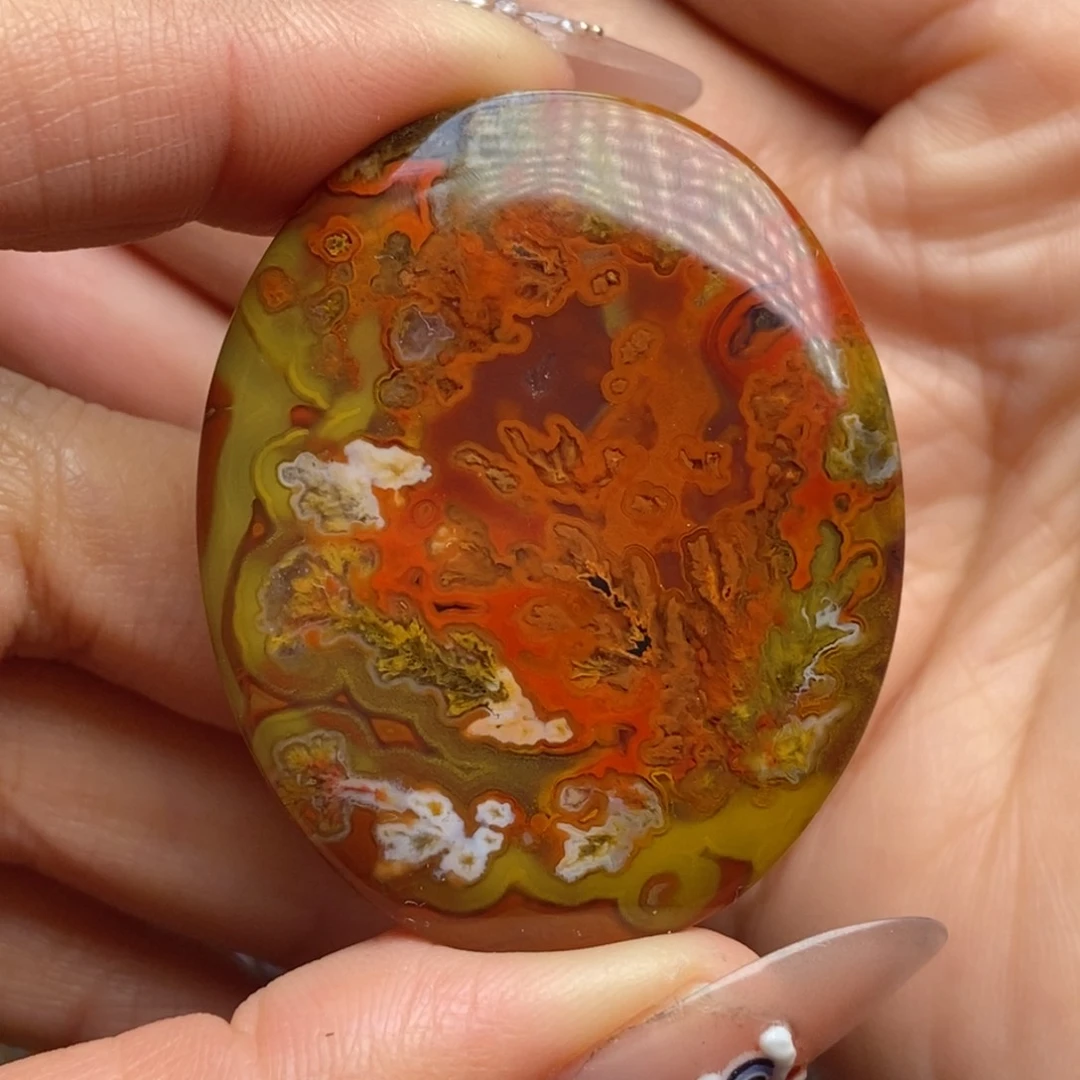 玛瑙/玉髓颈饰未镶嵌战国红