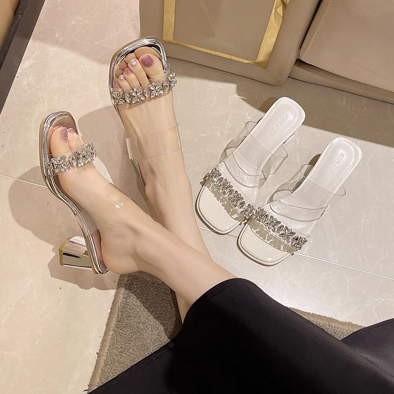 嘻哈孤品特价女鞋19999(默认微瑕 介意勿拍)