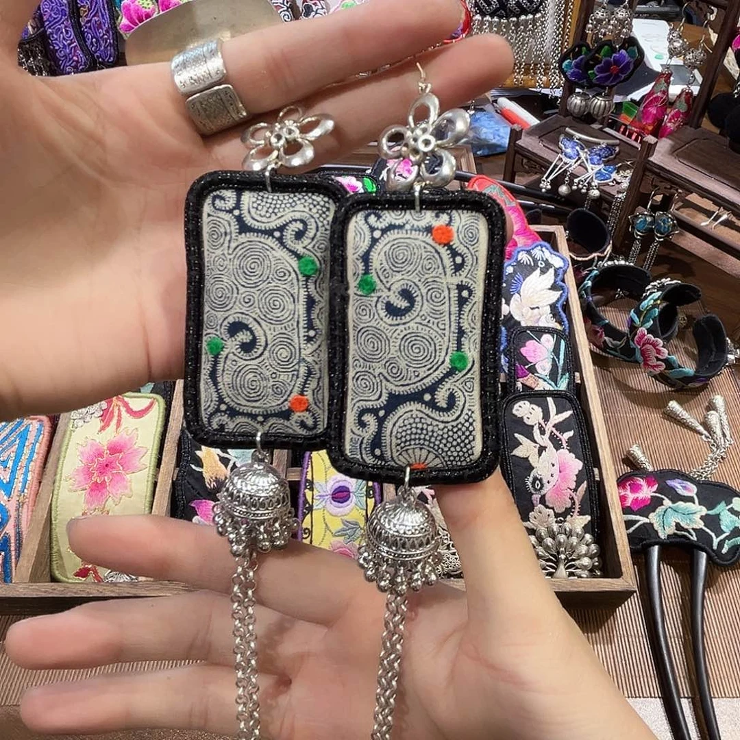 织绣手工手工蜡染1