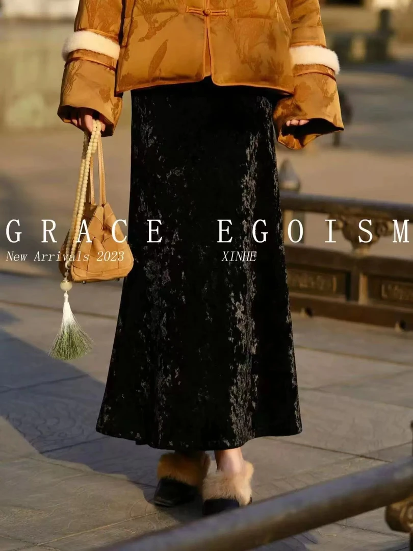 丝绒纯色加厚绒时尚百搭款女长裙燕尾裙时尚女士裙子垂感