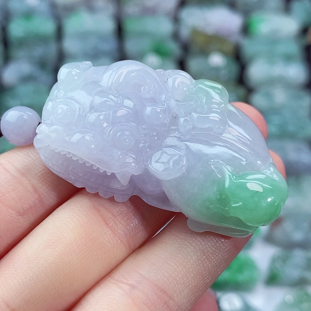 颈饰未镶嵌翡翠天然