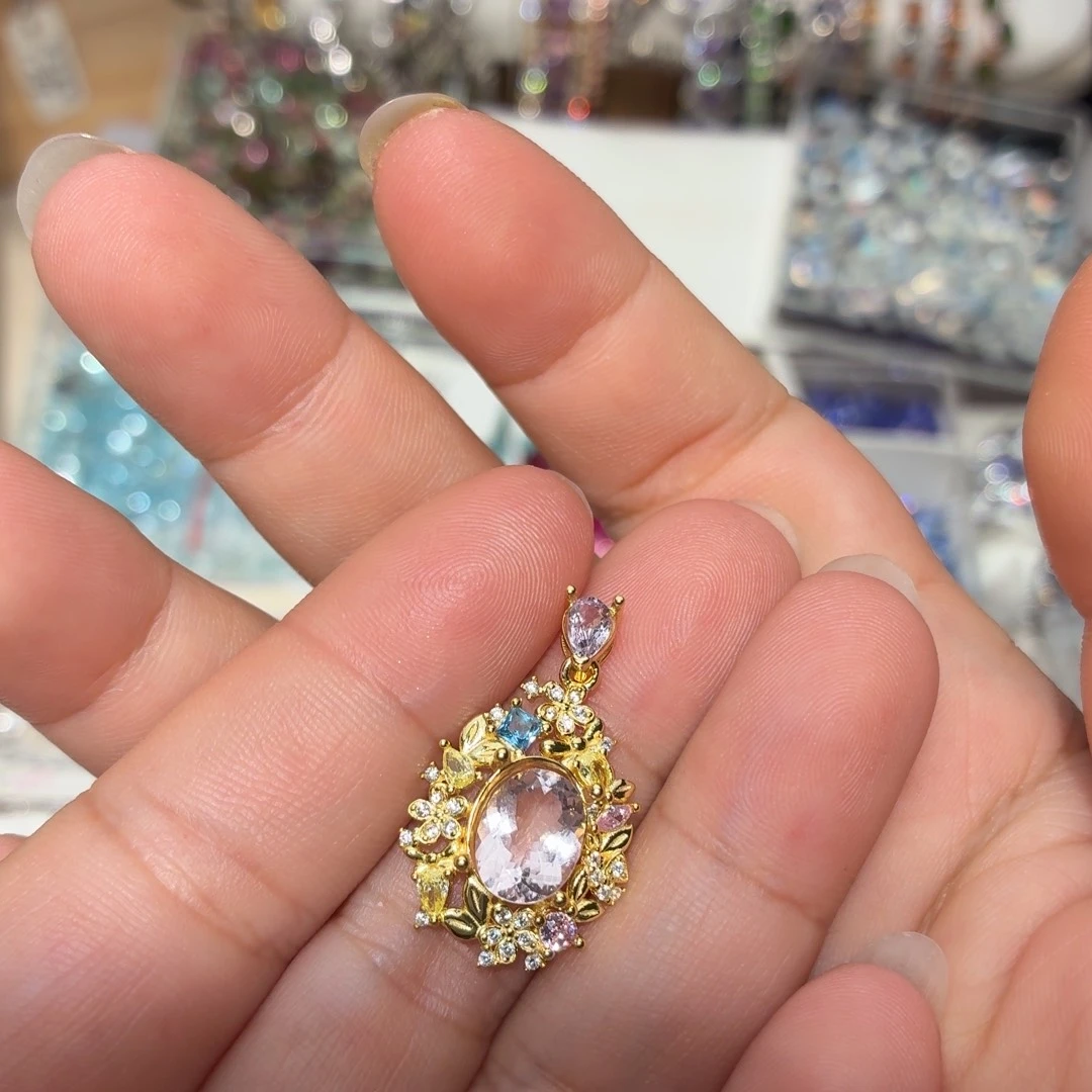 银S925镶嵌绿柱石（摩根石）颈饰国首质检