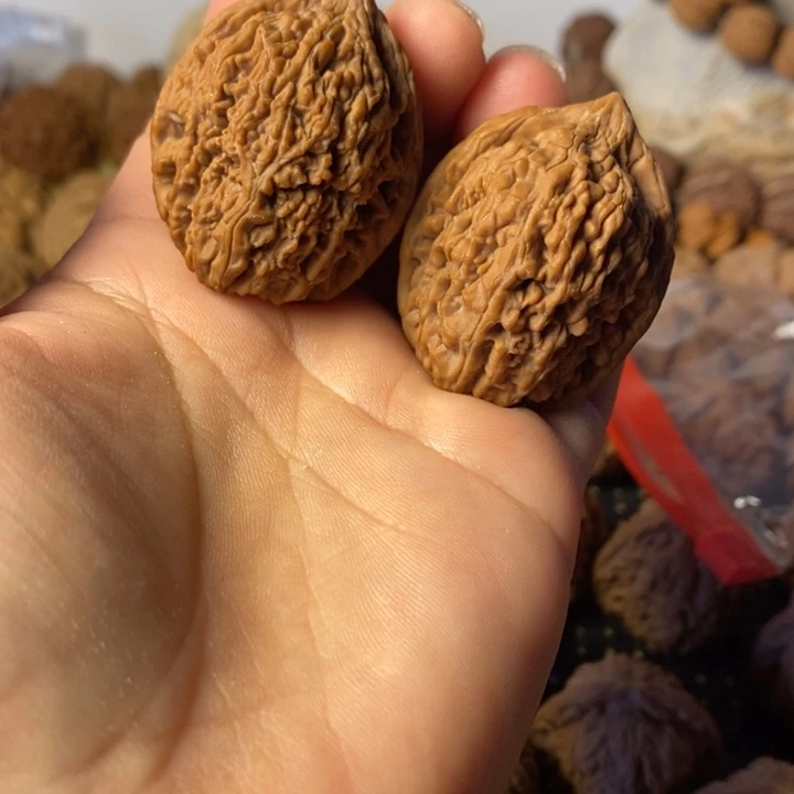 吊坠文玩核桃X****g老树大蒜头狮子头