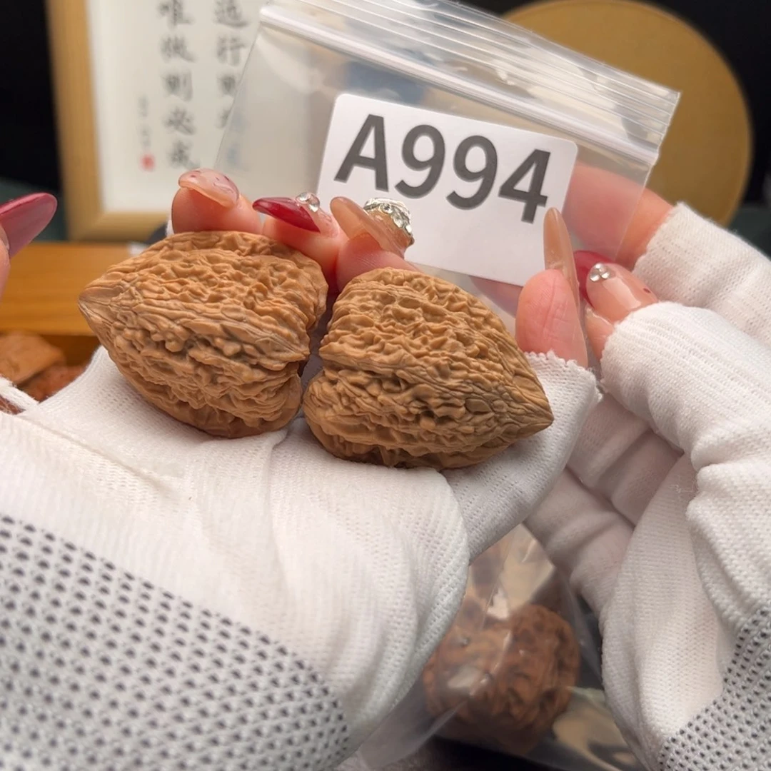 文玩核桃把件@**@35塔尖a 994