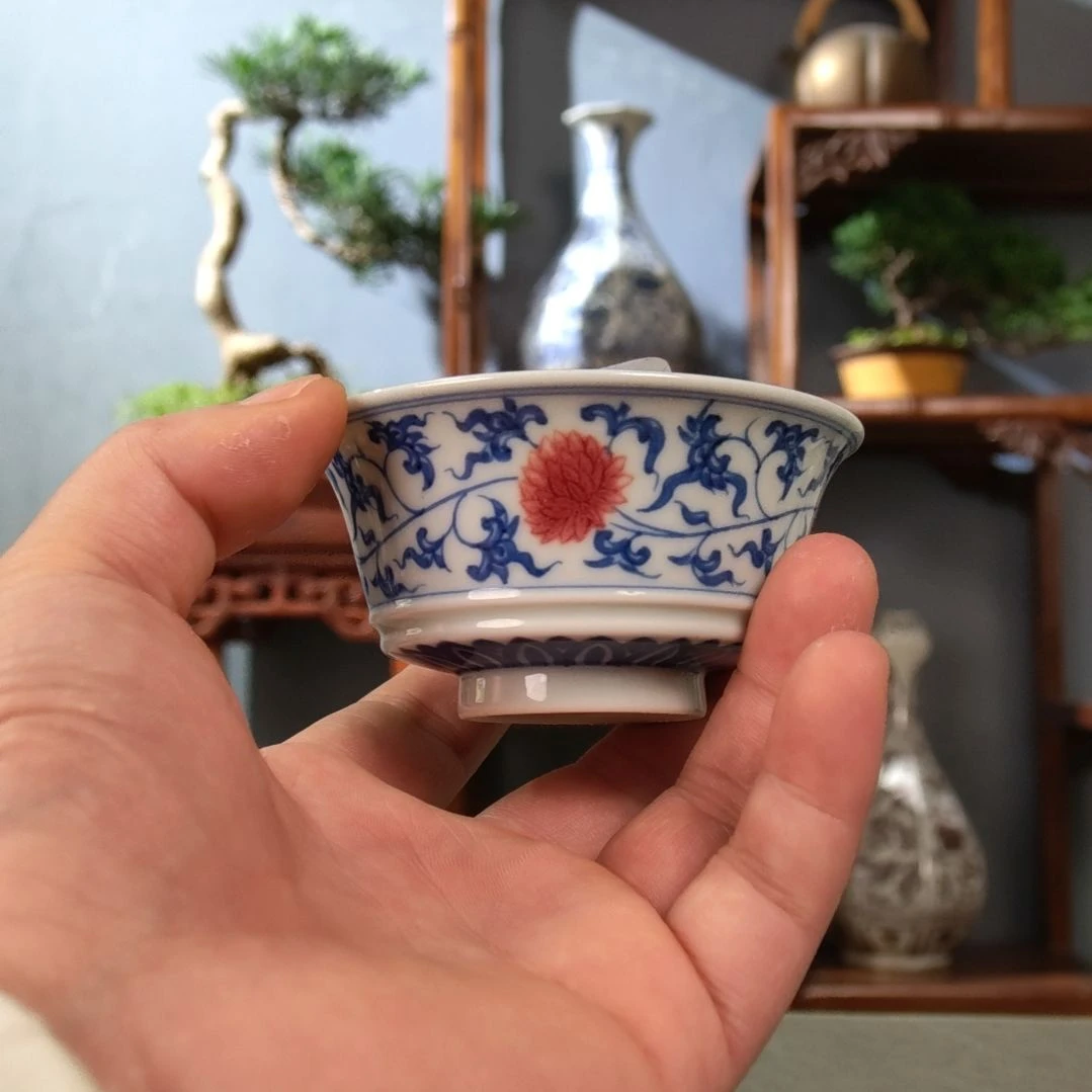 釉里红马蹄主人杯