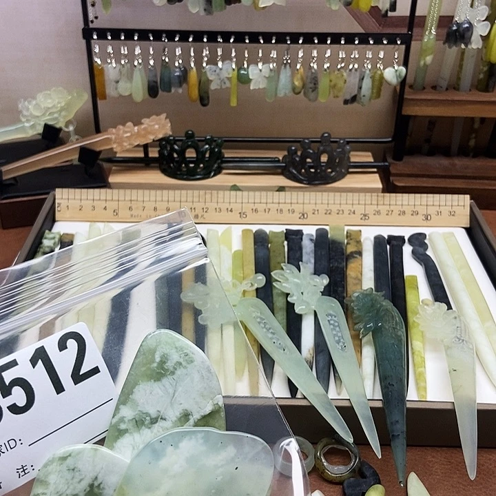 岫玉发簪未镶嵌猫**令