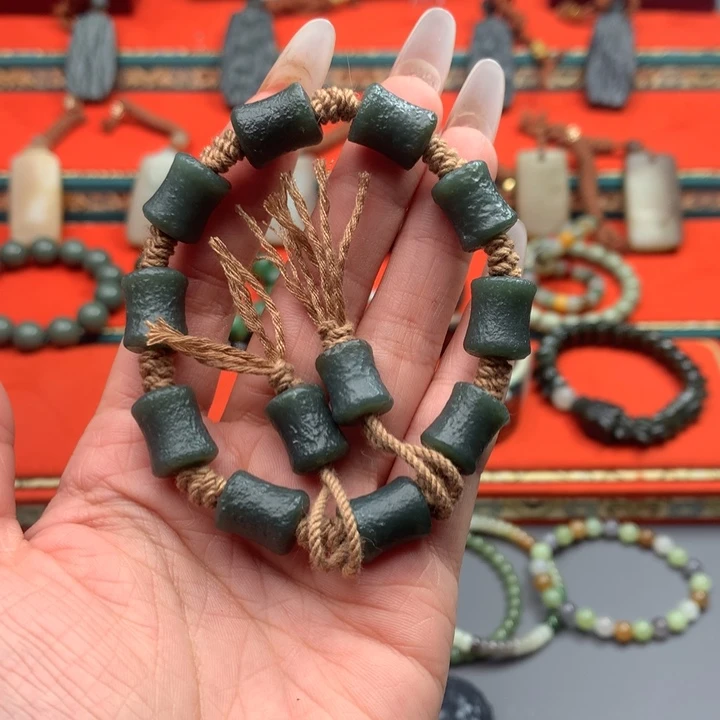 和田玉（糖玉）颈饰未镶嵌从*