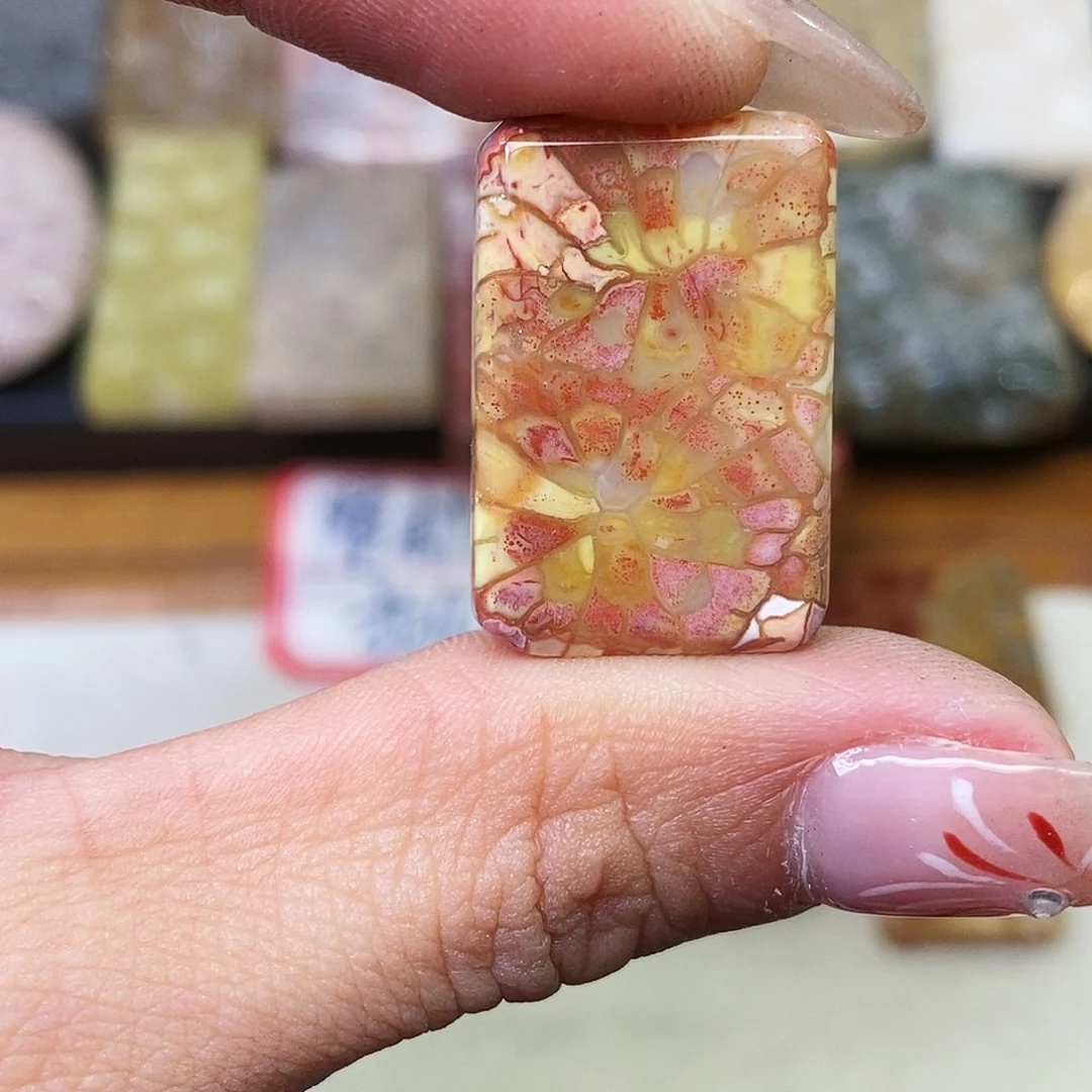 硅化玉颈饰合金流**瞬