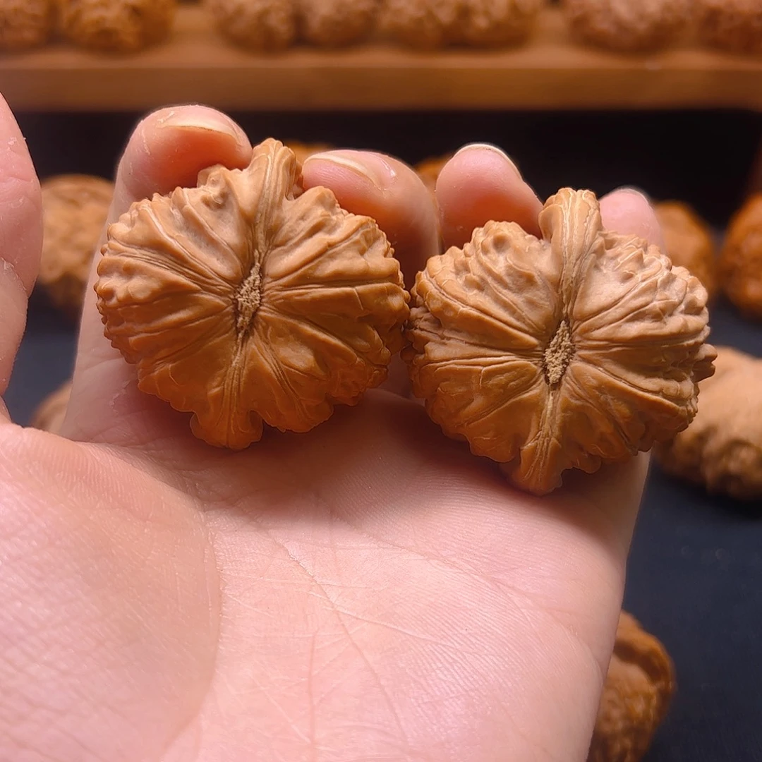 把件核桃天残对歪球白43全品