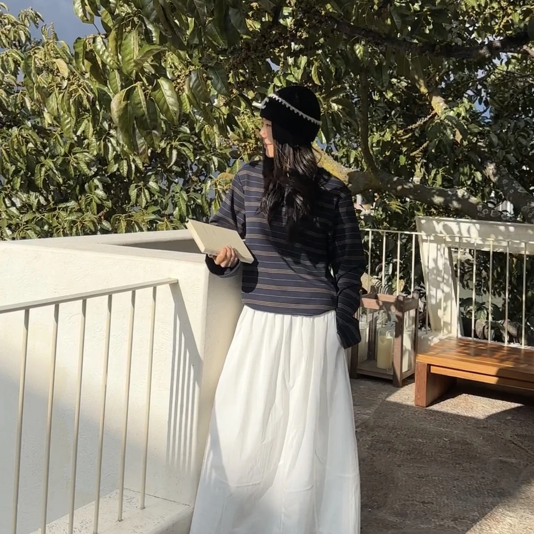 Museje Moye藏青色欧若风长袖T恤