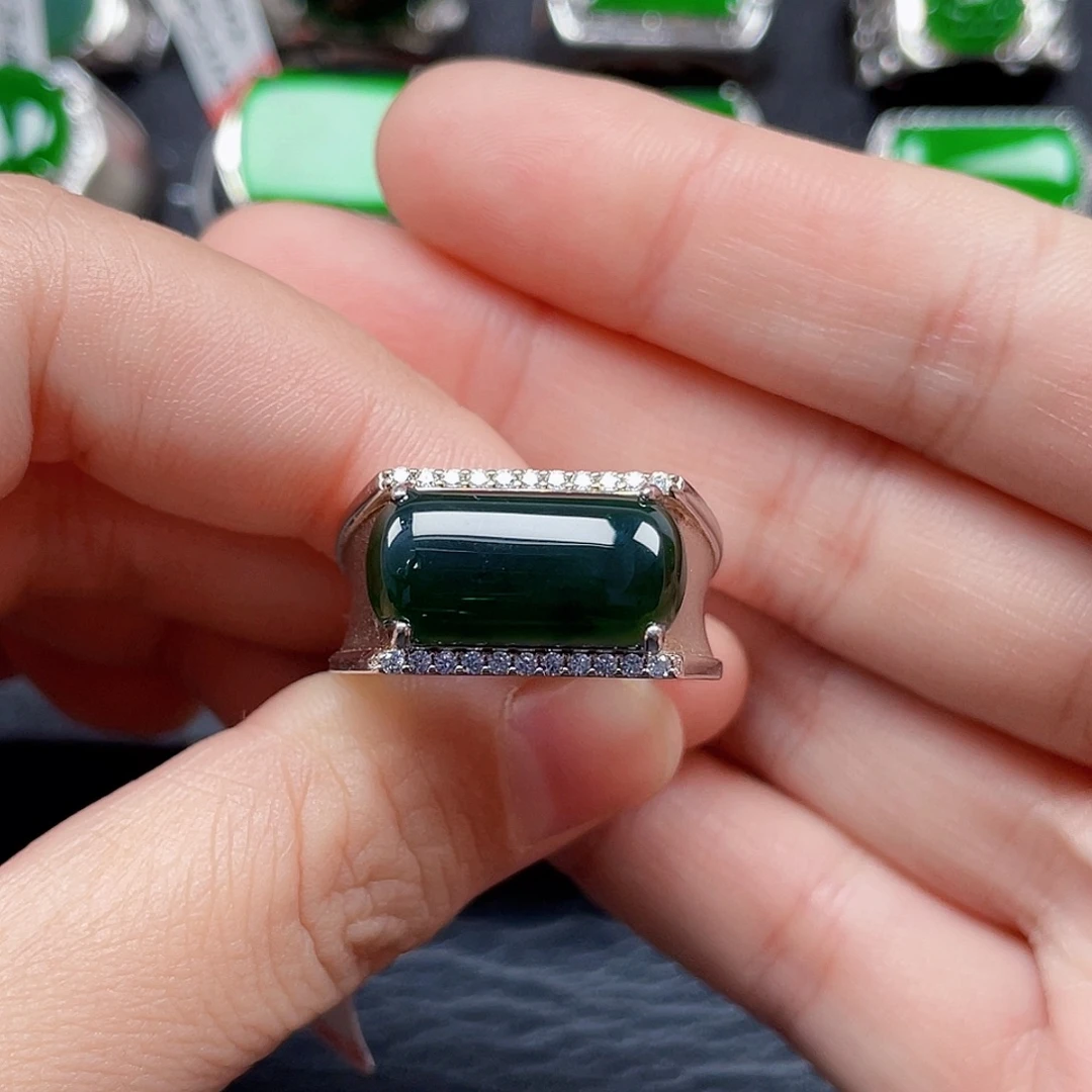 翡翠银S925镶嵌戒指没有运费险3348