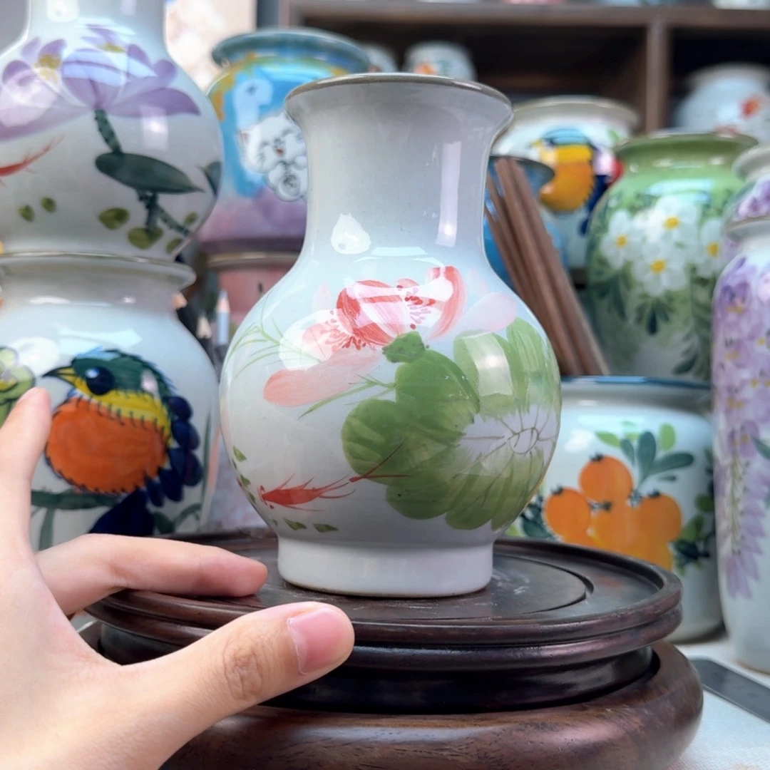 景德镇纯手绘陶瓷花瓶