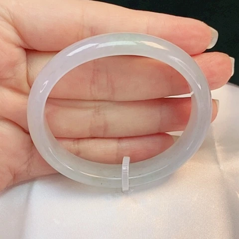 【闪购商品】翡翠手镯未镶嵌啦**啦贵妃53.5