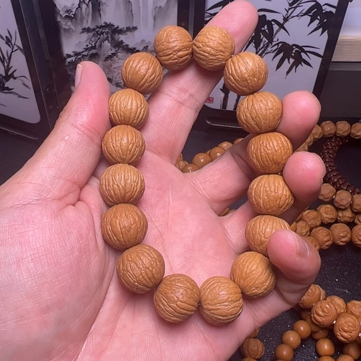 猴头核桃手串风雨
