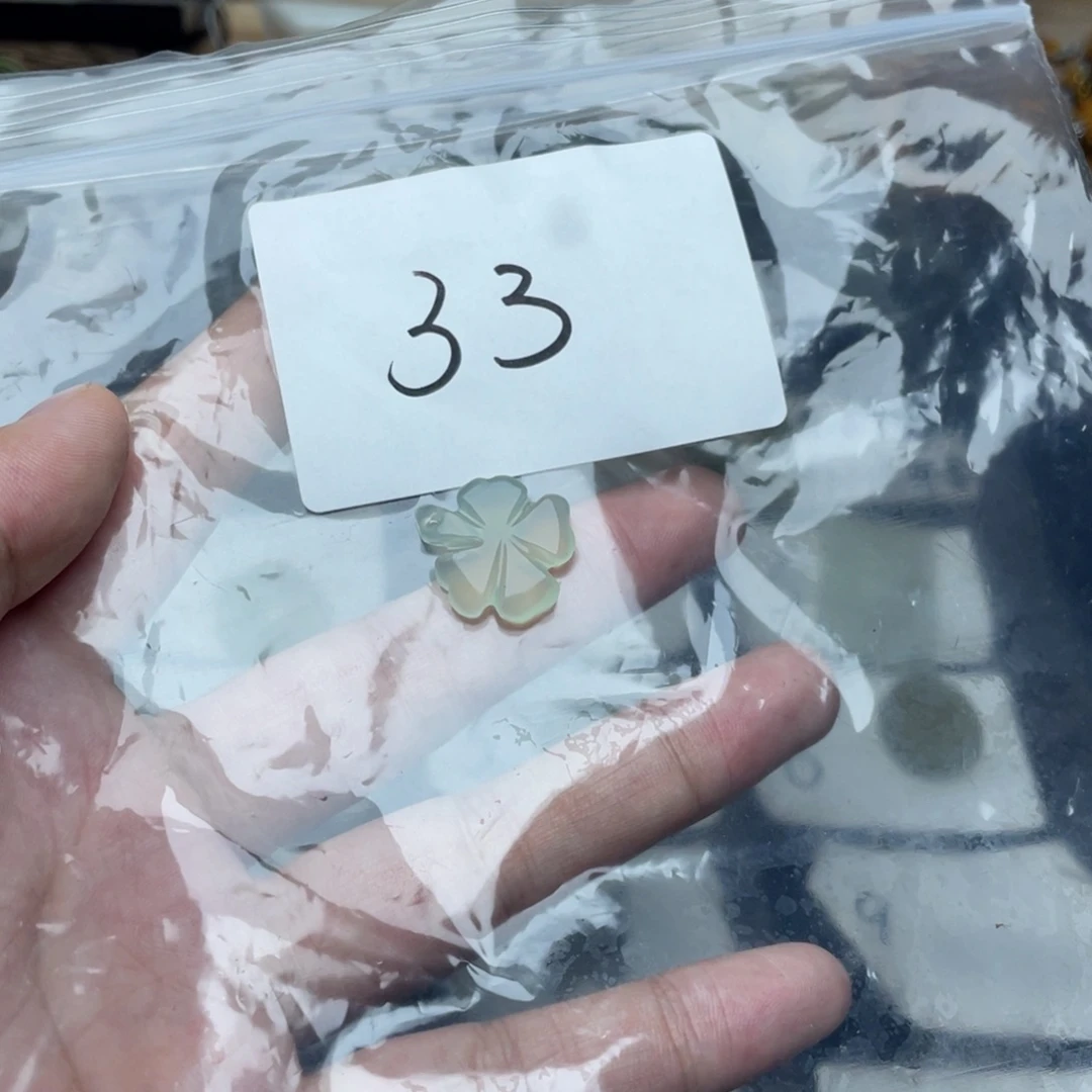 蛇纹石玉未镶嵌颈饰我****了