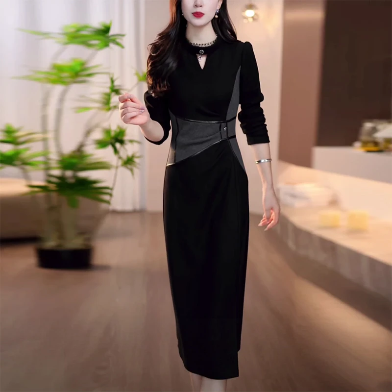 秋季轻奢高贵气质百搭简洁时尚设计修身收腰女装2025年爆款连衣裙