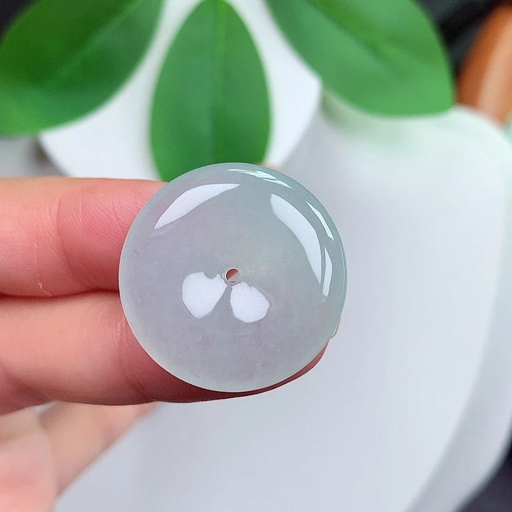 颈饰未镶嵌翡翠平安扣 24.1x5.3mm