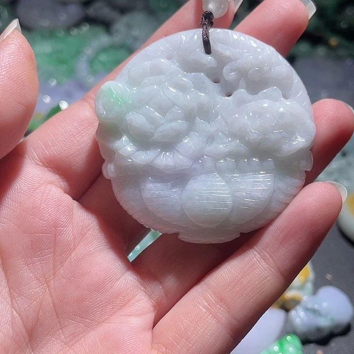 颈饰未镶嵌翡翠天