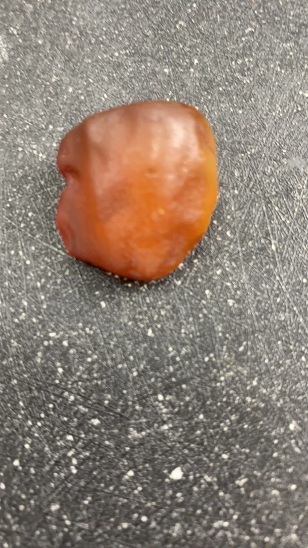 天然琥珀蜜蜡原石定制