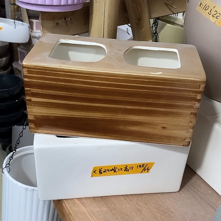 陶瓷花盆有孔 瑕疵介意勿拍