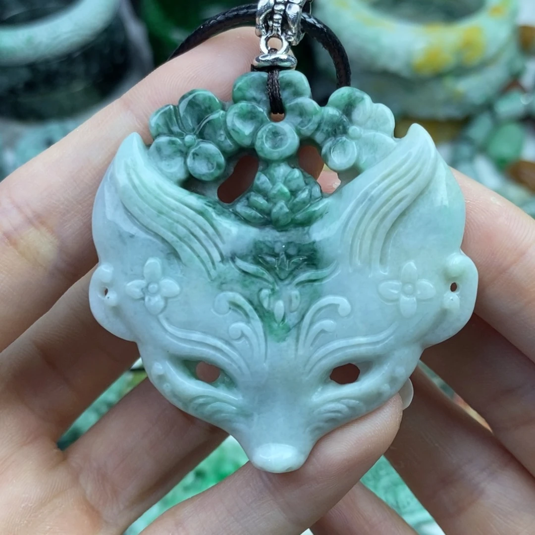 颈饰未镶嵌翡翠吊坠