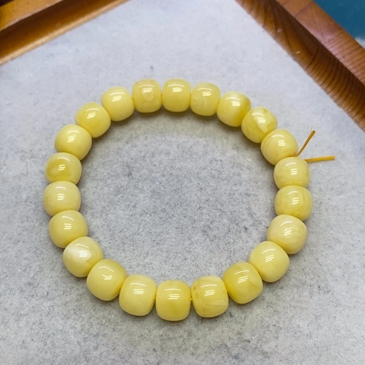 蜜蜡裸石未镶嵌手串