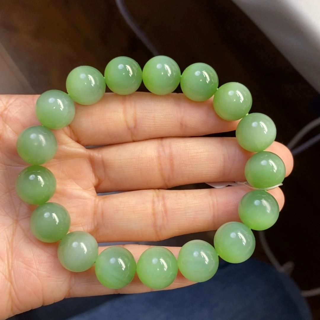 和田玉未镶嵌手串