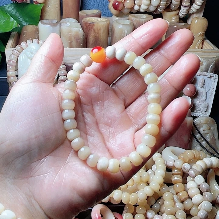 驼骨手串/手链。****。驼骨8✖️6手串