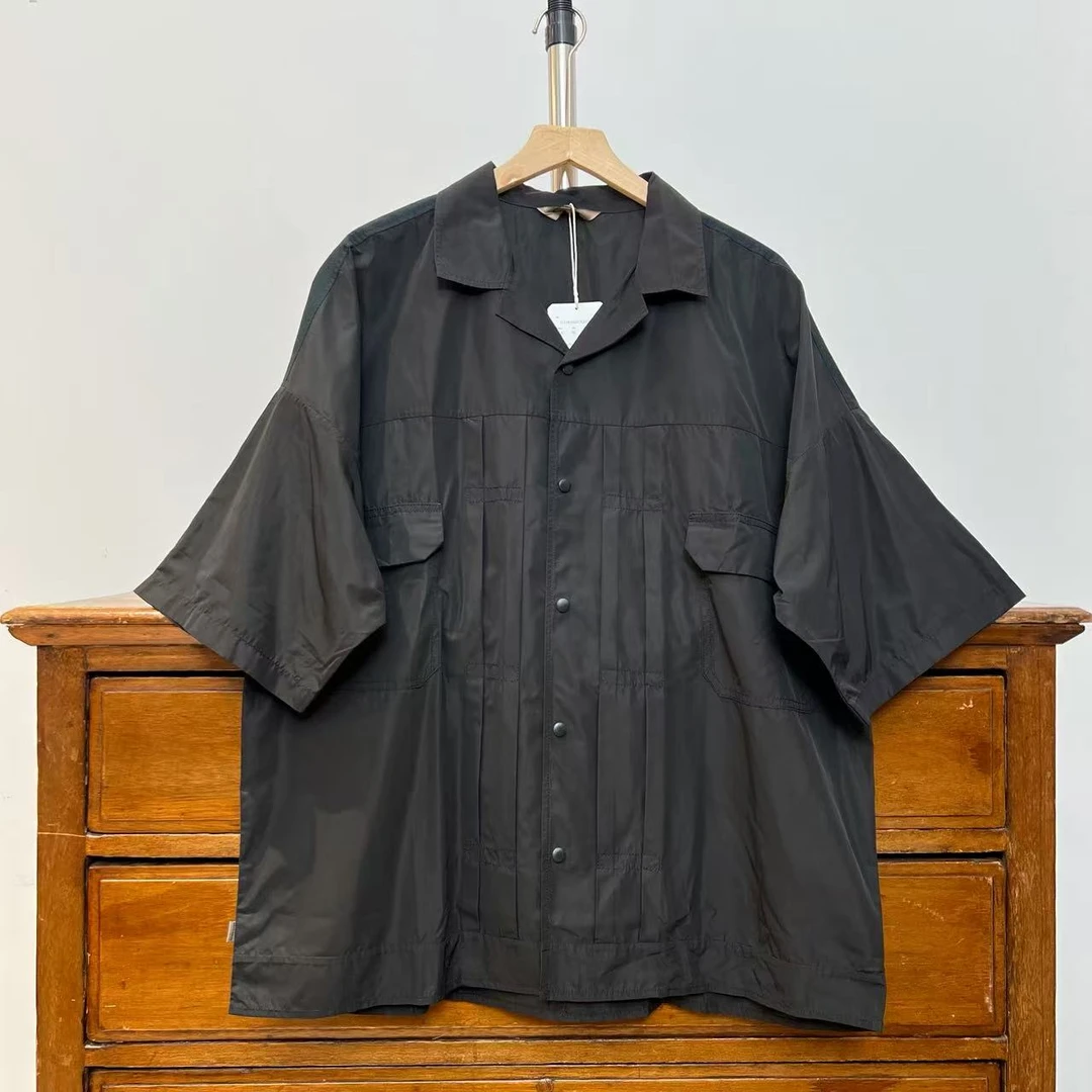 ini 男款阔版休闲衬衫 XX220 DM25F400