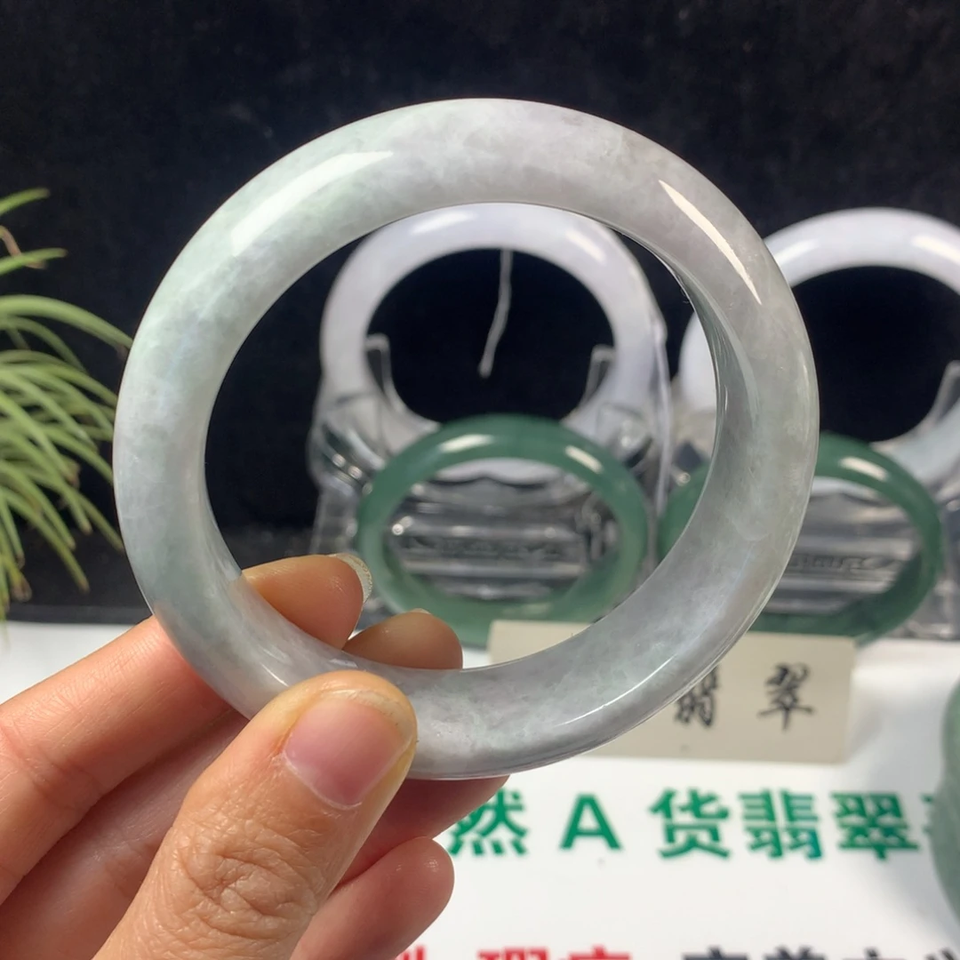 翡翠未镶嵌手镯15号   58.7圈