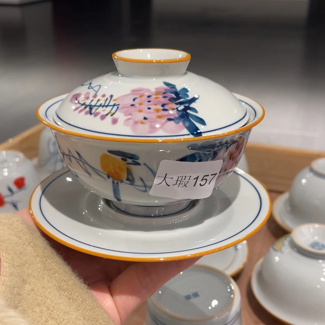 有瑕釉下彩纯手绘财****贝