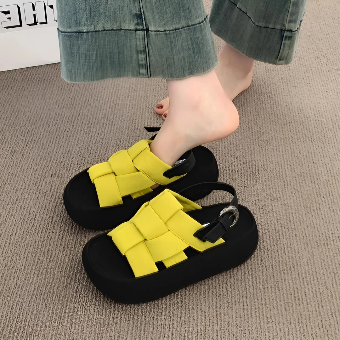 踩屎感凉鞋女夏季外穿2025新款爆款超火配裙子厚底时尚休闲罗马鞋