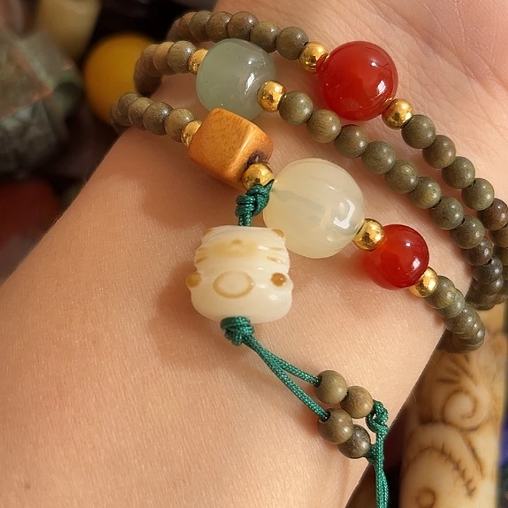 蔷****琉璃手工艺品欢迎光临小店